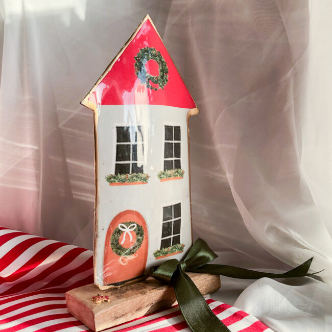 Claus home medium charm 2024